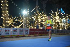 BIB: 100, 42748
                            <button type="button" onclick="openModal(21538586)" class="btn btn-primary btn-sm float-right btn-popup" data-toggle="modal" data-target=".modal-high-quality">
                        <i class="fas fa-shopping-cart"></i> Add to Cart
                    </button>
                                            <button type="button" onclick="isThisMe(21538586, true)" class="btn btn-success btn-sm float-right btn-popup btn-isme hidden" data-toggle="tooltip" data-placement="bottom" title="นี่คือรูปของคุณใช่ไหม คลิกที่นี่เพื่อเอาเข้าอัลบั้ม">
                        <i class="fas fa-plus"></i> Add to album
                    </button>
                    <button type="button" onclick="isThisMe(21538586, false)" class="btn btn-warning btn-sm float-right btn-popup btn-isnotme hidden">
                        <i class="fas fa-ban"></i> Remove from album
                    </button>